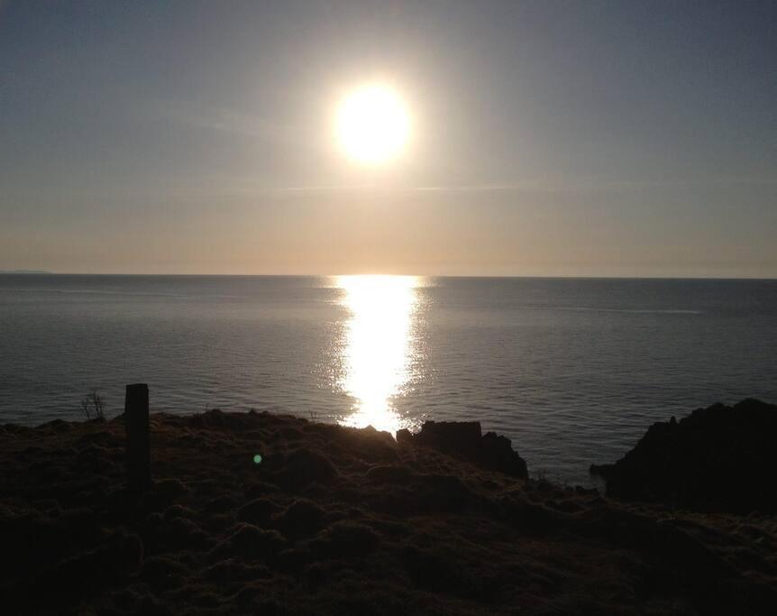 3 Bedroom Townhouse Right On The Harbour Isle of Whithorn エクステリア 写真
