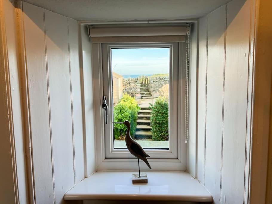 3 Bedroom Townhouse Right On The Harbour Isle of Whithorn エクステリア 写真